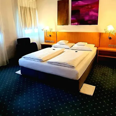 מלון Mintrops Stadt Margarethenhoehe 4*