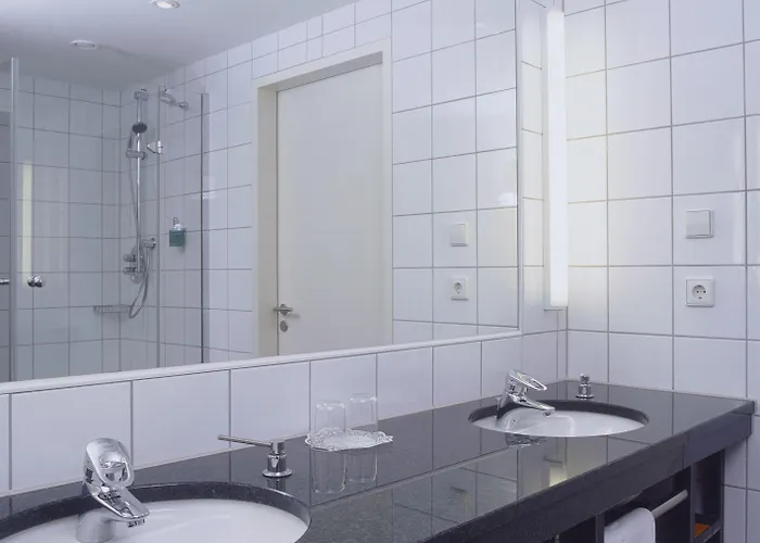 Otel Mintrops Stadt Margarethenhoehe 4*